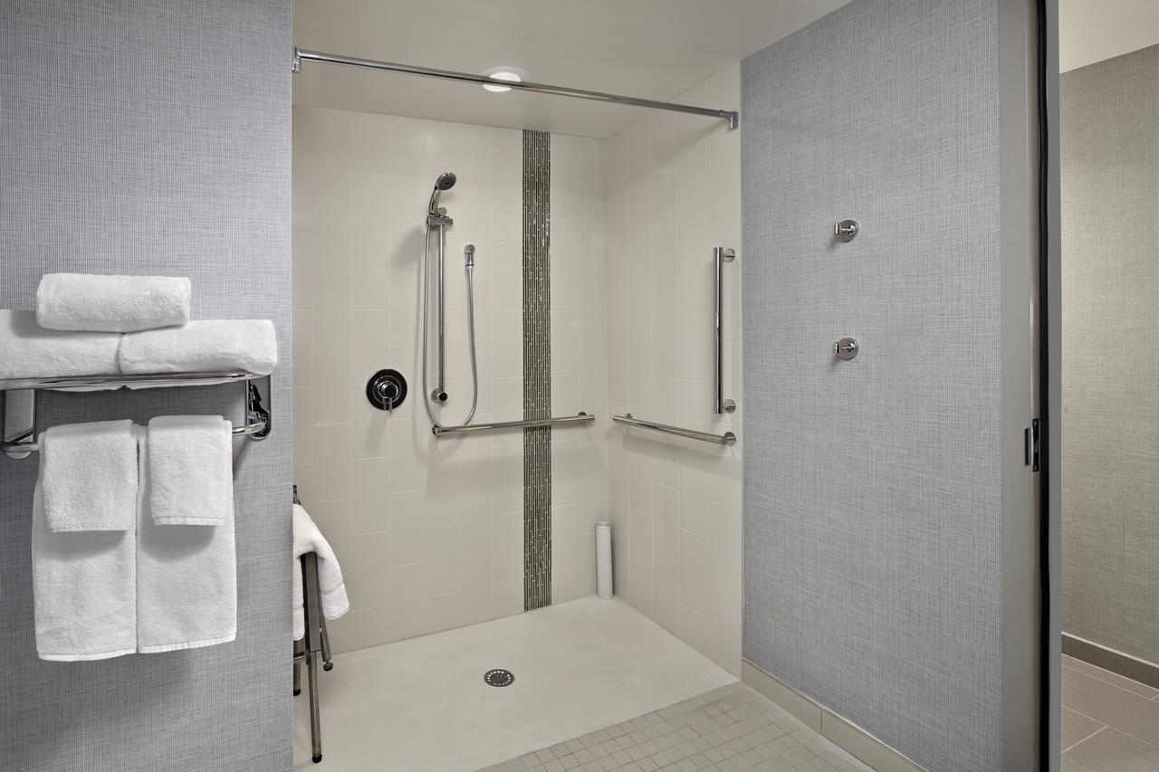 Hyatt Place Warwick/Providence Airport Exterior photo