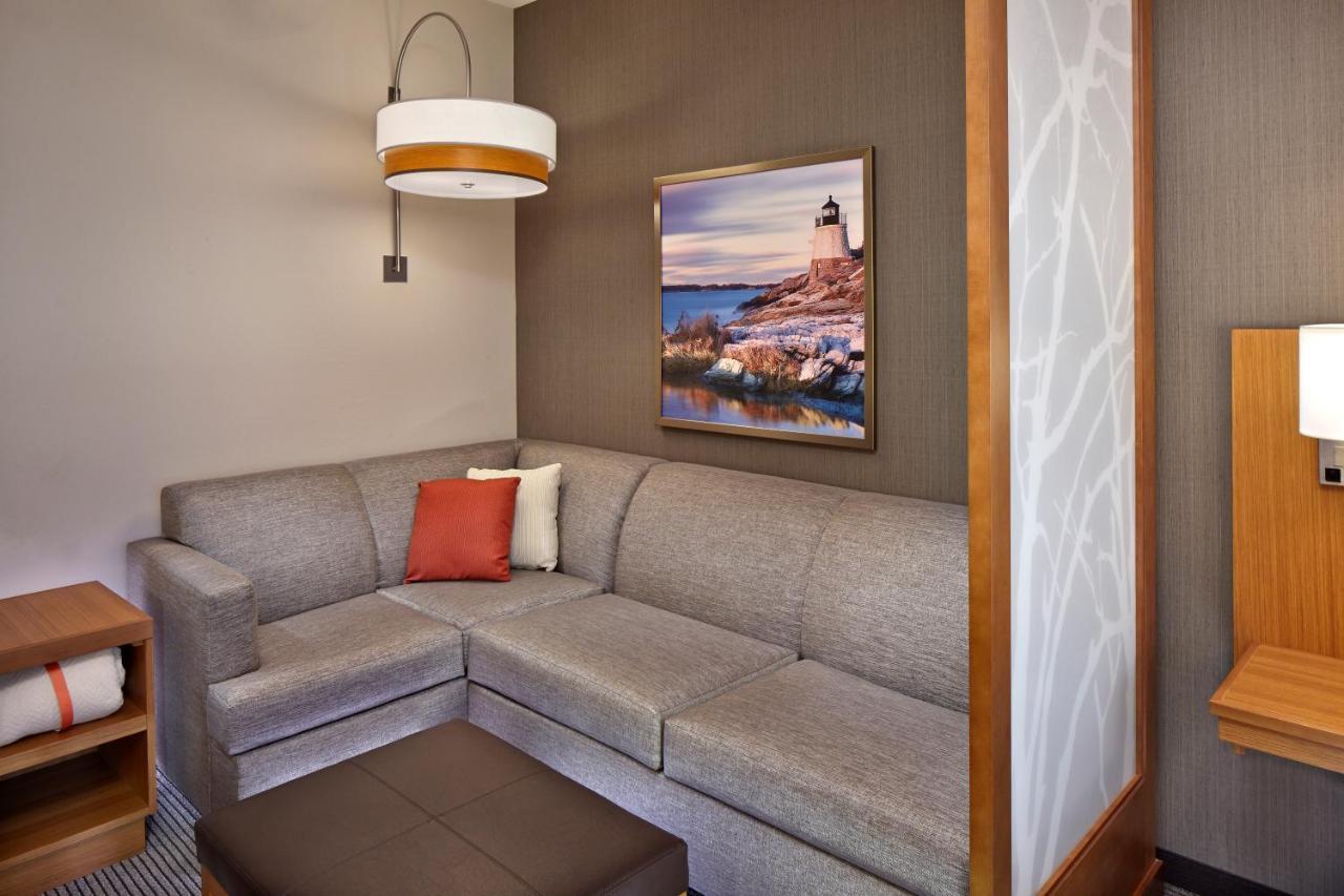 Hyatt Place Warwick/Providence Airport Exterior photo